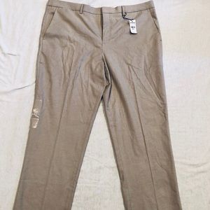Express NWT* Men’s Classic Fit cacky Slacks